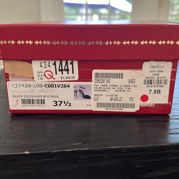 Snake (gold) detailed black heels by Caovilla - Picture 3 of 6